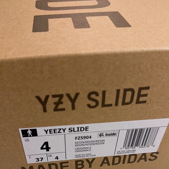 ❌SoldYeezy slide size 4M - Picture 2 of 4